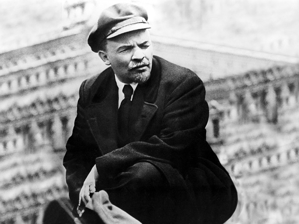  Как назывался город, в котором родился Ленин?
