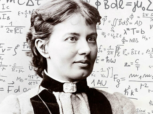 Первая в мире женщина, удостоенная звания профессора математики, член-корреспондент Петербургской академии наук.