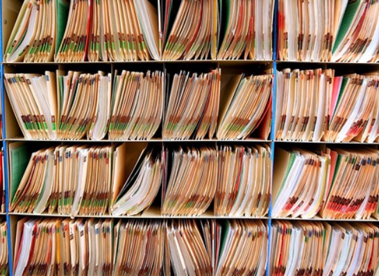 В каком варианте ответа указан предлог?