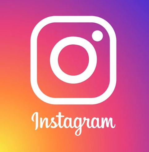 Какими изначально были фотографии, которые позволял делать Instagram?
