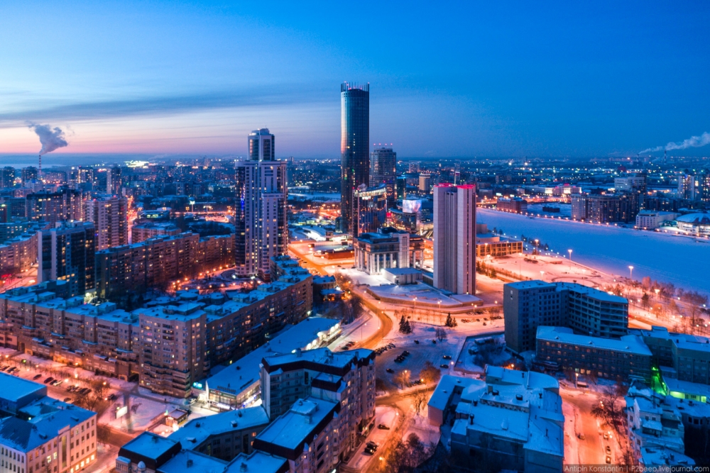В 2002-м году по рейтингу ЮНЕСКО Екатеринбург вошёл в список 12-ти идеальных городов мира.