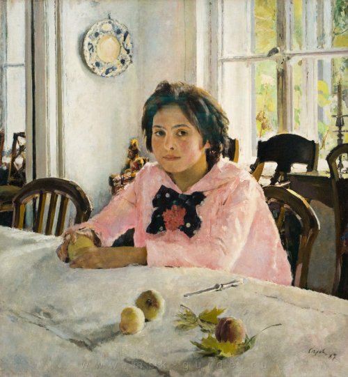 Одиннадцатилетняя дочь какого русского мецената изображена на картине Валентина Серова «Девочка с персиками»?