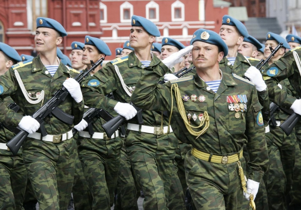 Какого из этих званий нет в современной российской армии?