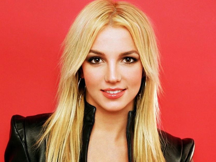 Это настоящая Бритни Спирс или ее копия?