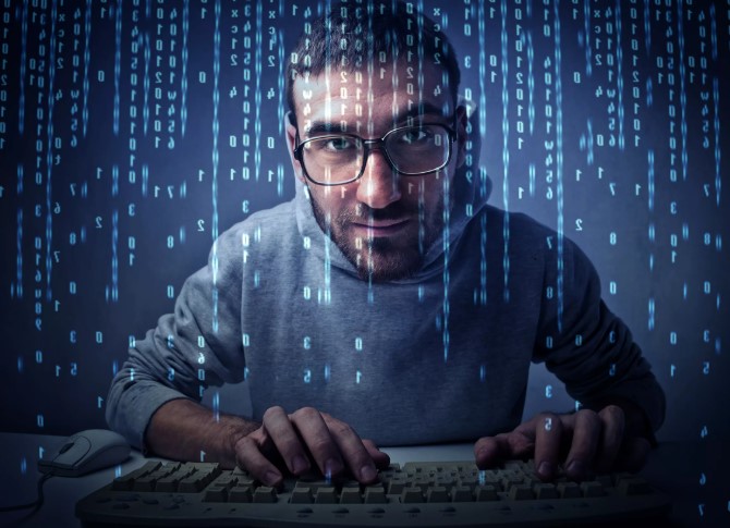 Для поиска решений в условиях многокритериальности используют