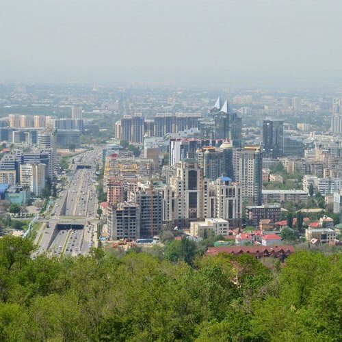 С 1997 года столица Казахстана находится в Нур-Султане. А в каком городе она находилась раньше?