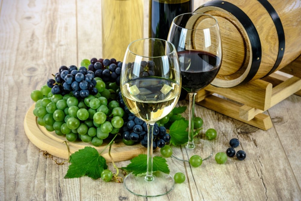 Какое вино принято употреблять перед едой для пробуждения аппетита?