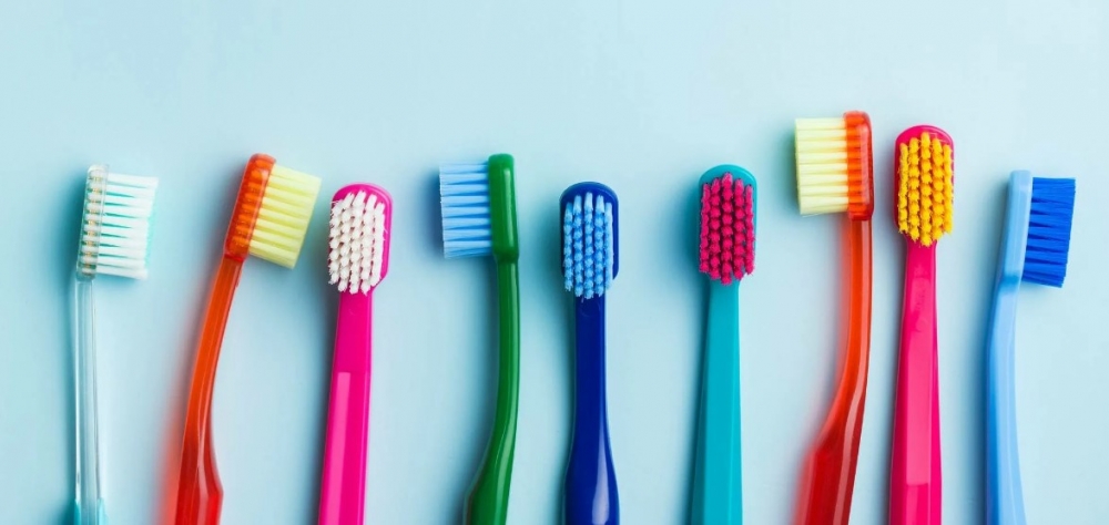 Правда ли, что первые зубные щётки появились в Китае?
