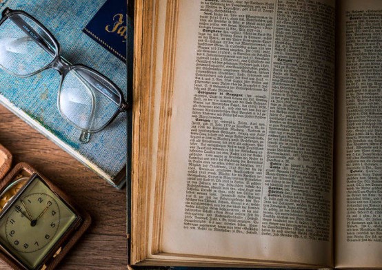 «Смогу ли я переступить или не смогу! Осмелюсь ли нагнуться и взять или нет? Тварь ли я дрожащая или право имею» – герой какого романа задается такими вопросами?