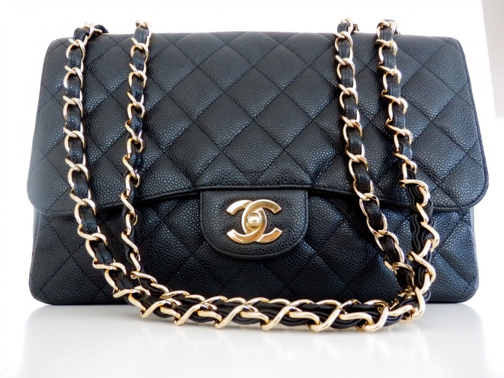 Как Шанель придумала легендарную сумку Chanel 2.55?