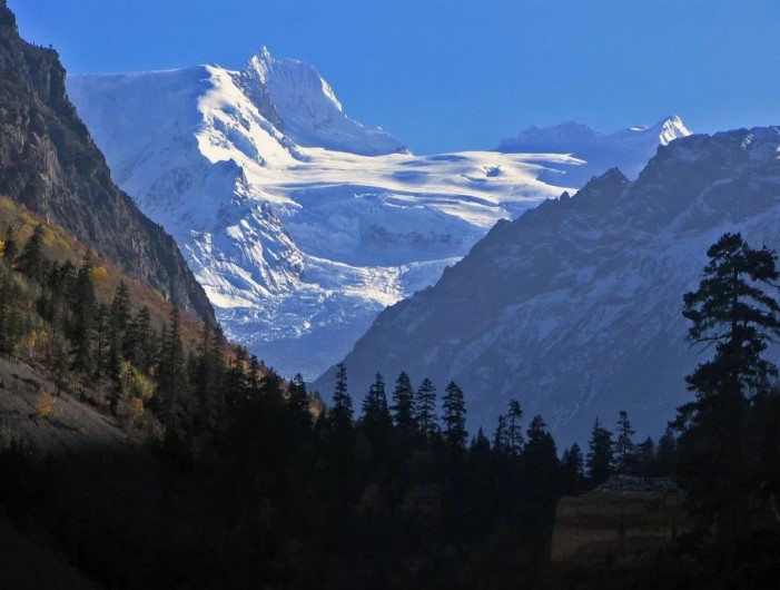 На каком полуострове расположены горы Тайгет?