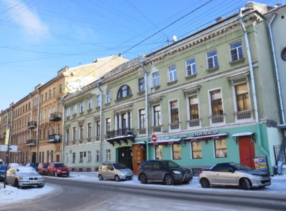 Одно из прошлых названий этого города — Вятка.