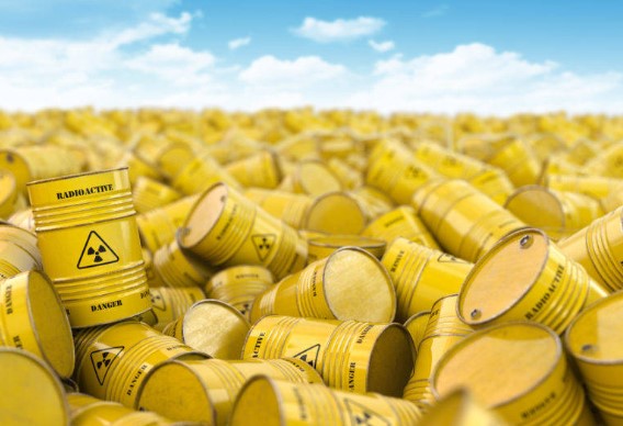 Какой из этих приборов используется для измерения уровня радиации?