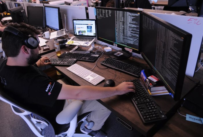 Программа чтения гипертекста – это