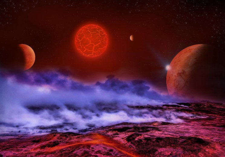 Как называется самый большой атмосферный вихрь в Солнечной системе, открытый Джованни Кассини в 1665 году?