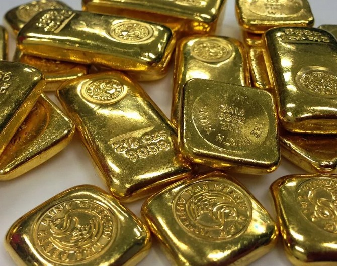 Какое из этих золотых произведений написано Гансом Христианом Андерсеном?