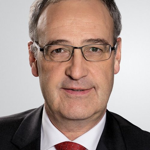 В 2021 году Ги Пармелен стал президентом ...