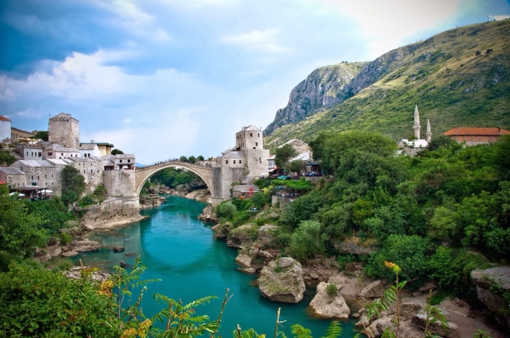 На берегах какой реки расположилась столица Сербии?
