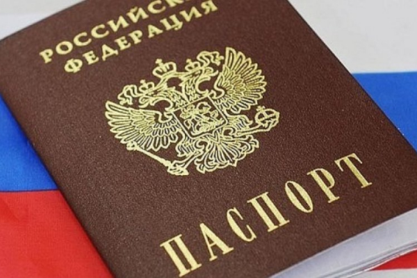 Решение вопроса о приёме в гражданство РФ является прерогативой....
