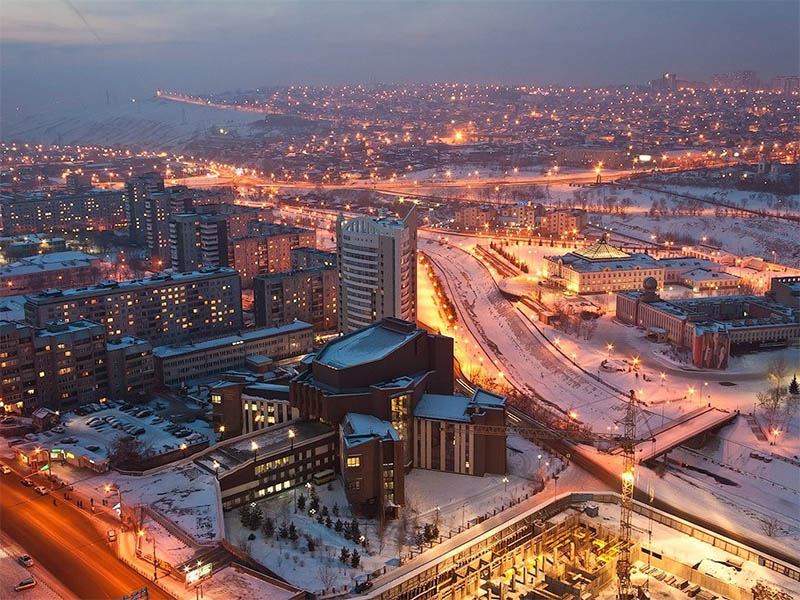 В каком городе существует Караульная гора?