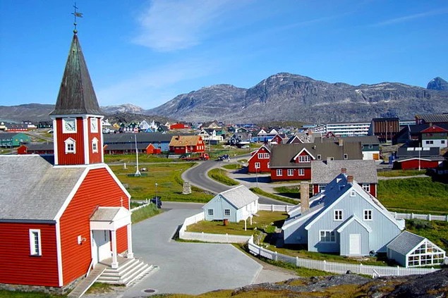 Столица Гренландии - это город