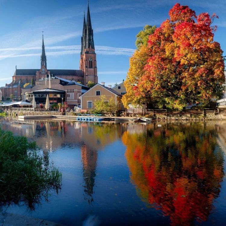 Город изображенный на картинке принадлежит стране Швеция. Как называется столица данной страны?