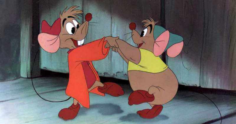 Как звали двух друзей мышей в мультфильме Золушка?