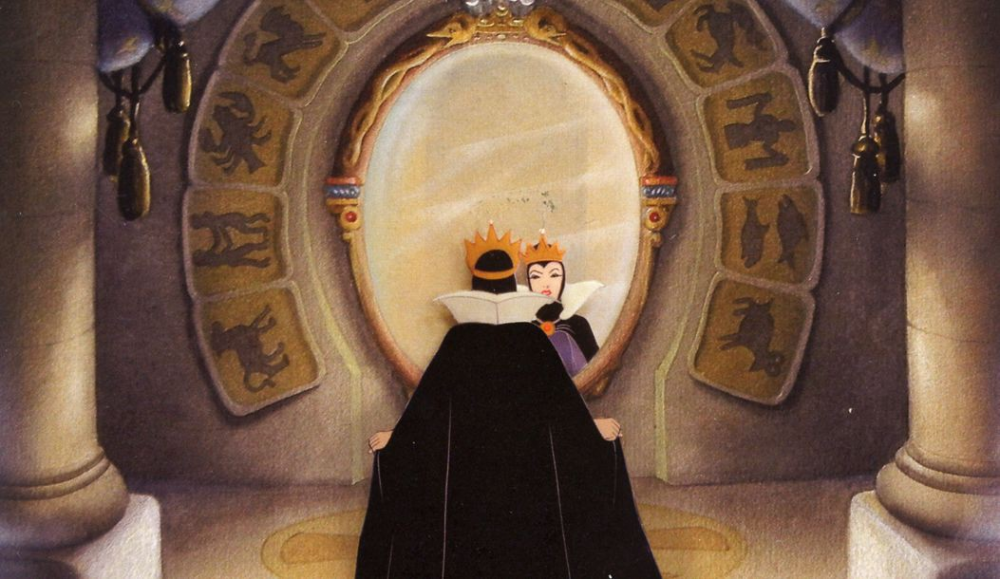 Что спрашивала злая королева у волшебного зеркала?