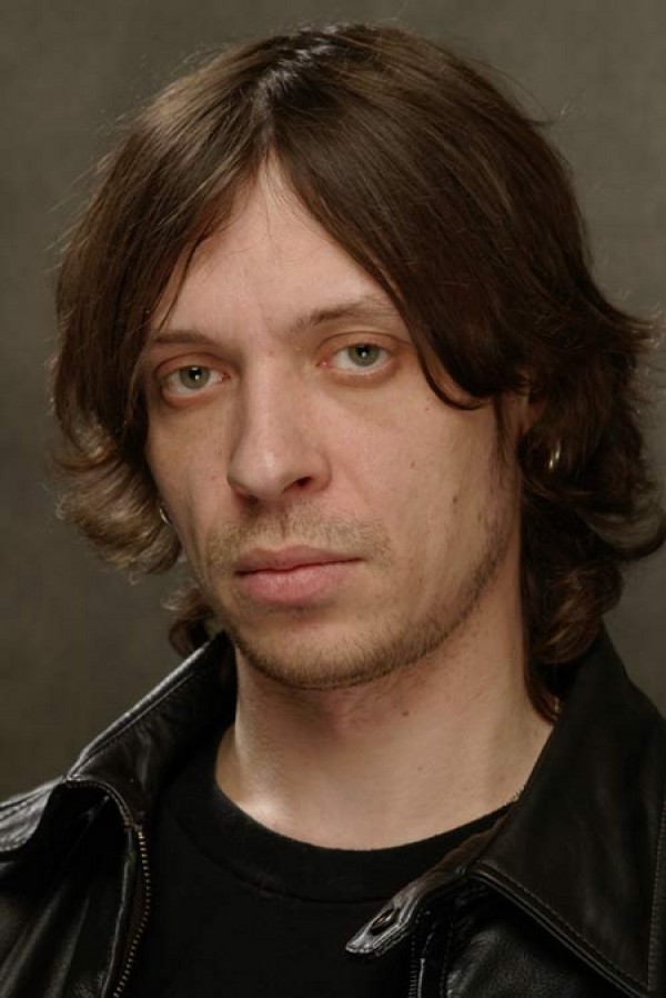 Российский рок-музыкант, поэт, певец и автор песен
