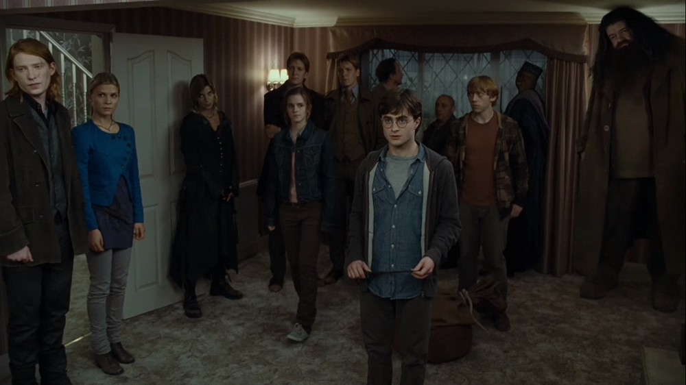 Кто отвез Гарри Поттера в Нору?