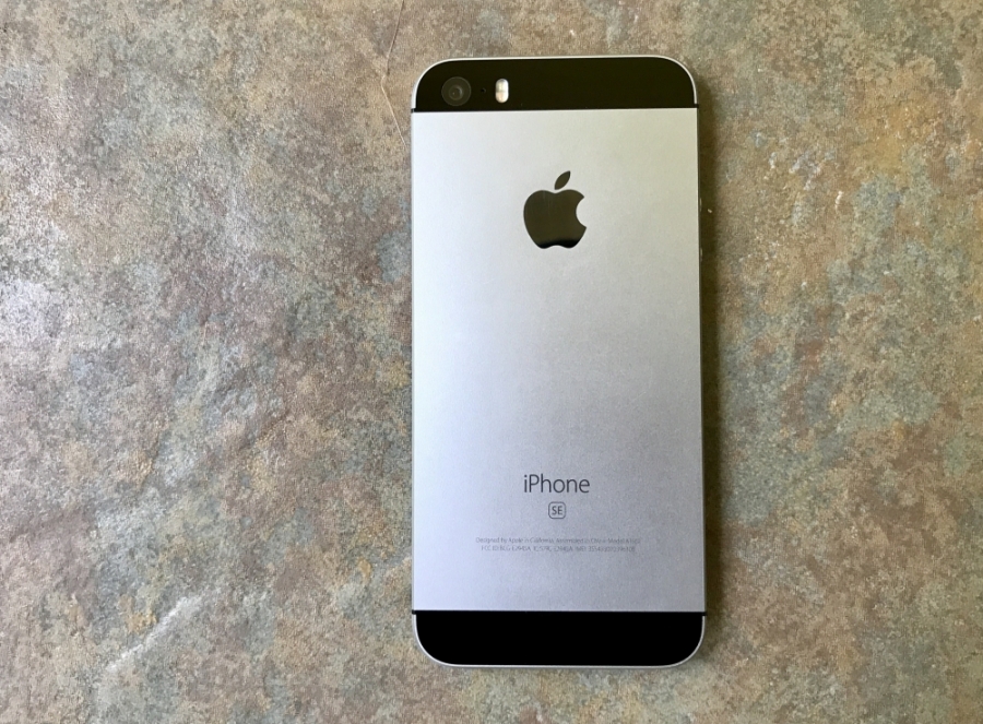 Apple iPhone SE: Apple iPhone SE-отличный продукт, советую Apple iPhone SE: Apple iPhone SE-отличный продукт, советую